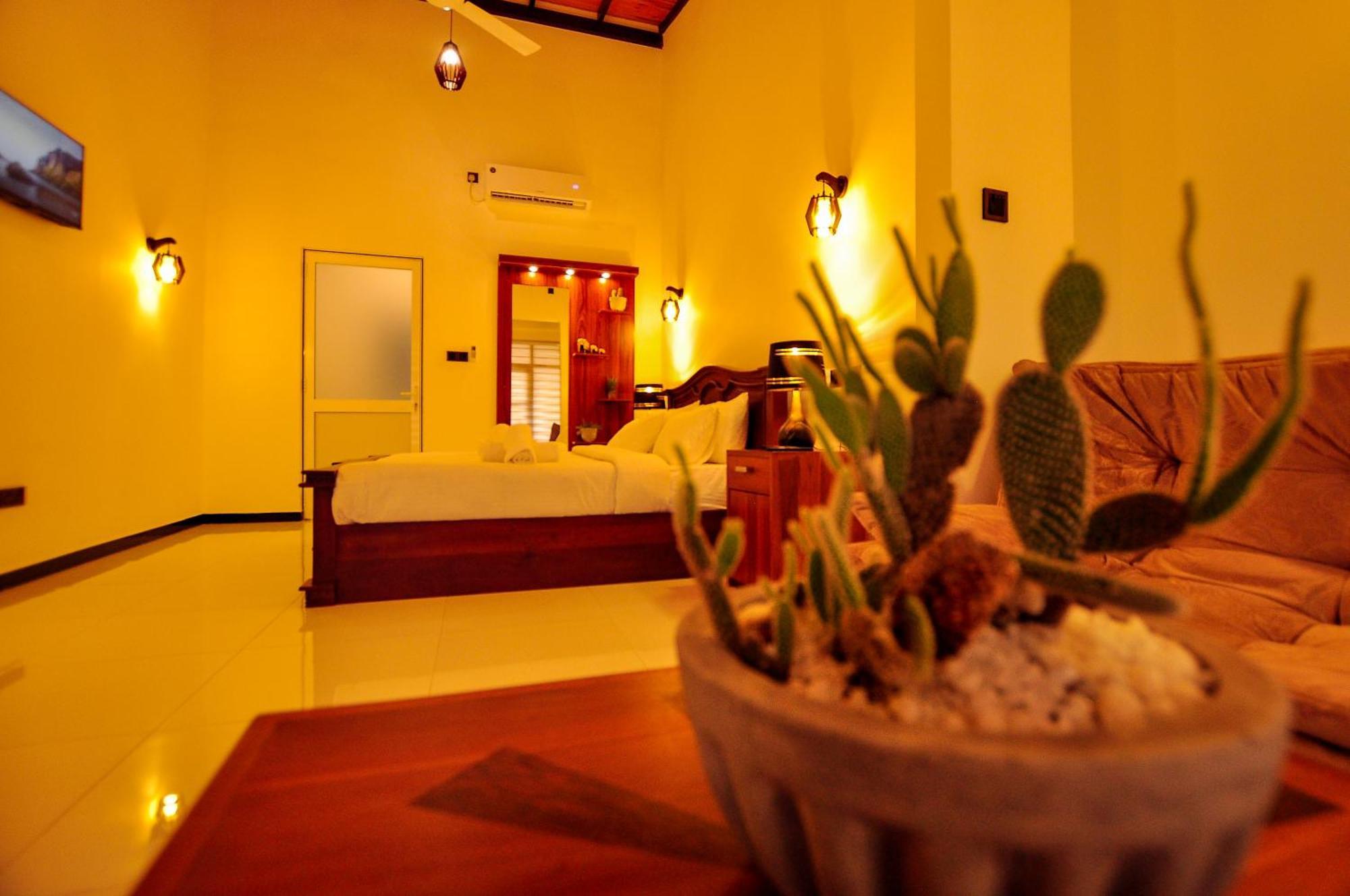 Sachinro Hotel Mirissa Eksteriør billede
